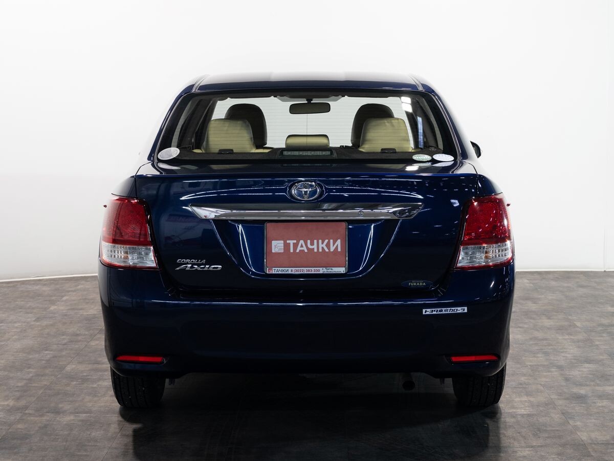 Toyota Corolla 2014 - фото автомобиля