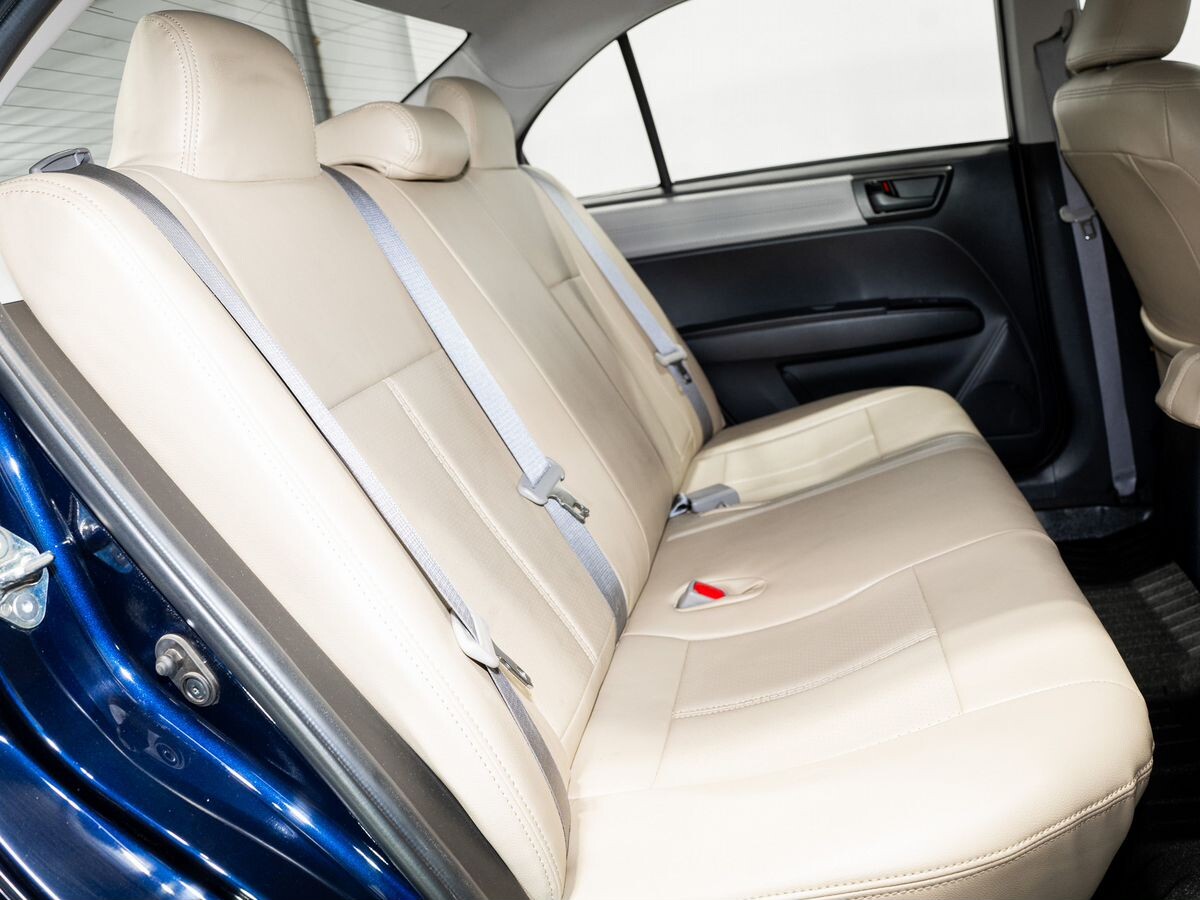 Toyota Corolla 2014 - фото автомобиля