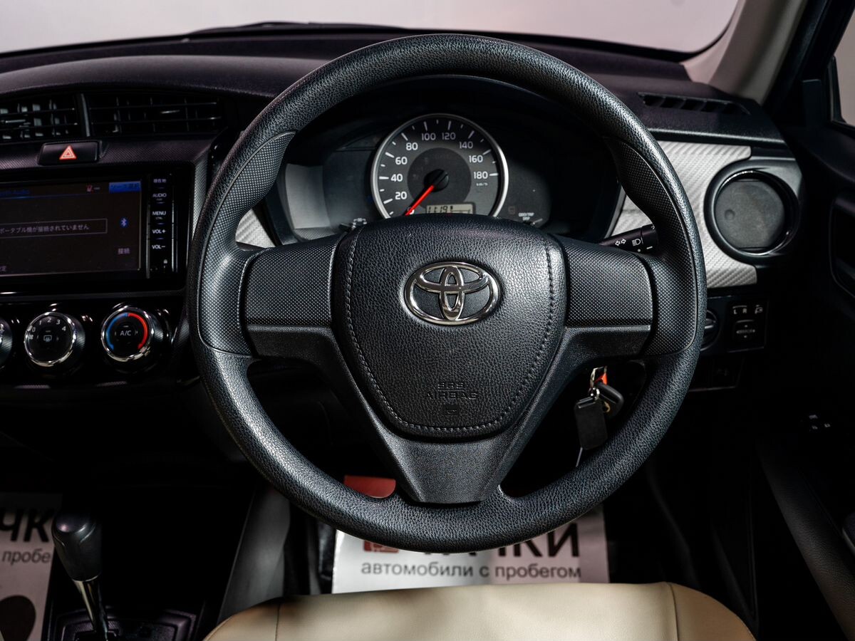 Toyota Corolla 2014 - фото автомобиля