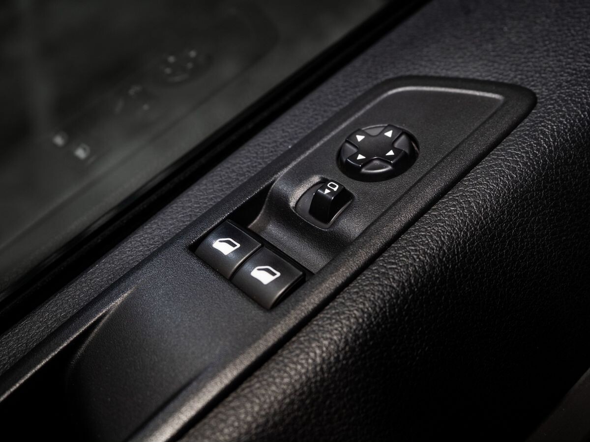 Peugeot Traveller 2020 - фото автомобиля