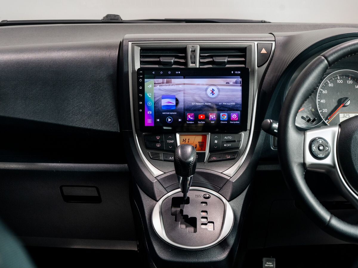 Toyota Ractis 2011 - фото автомобиля