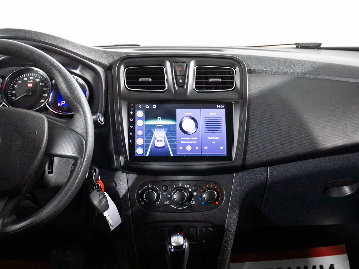 Renault Logan 2015 - фото автомобиля