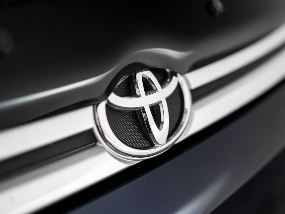 Toyota Spade 2020 - фото автомобиля