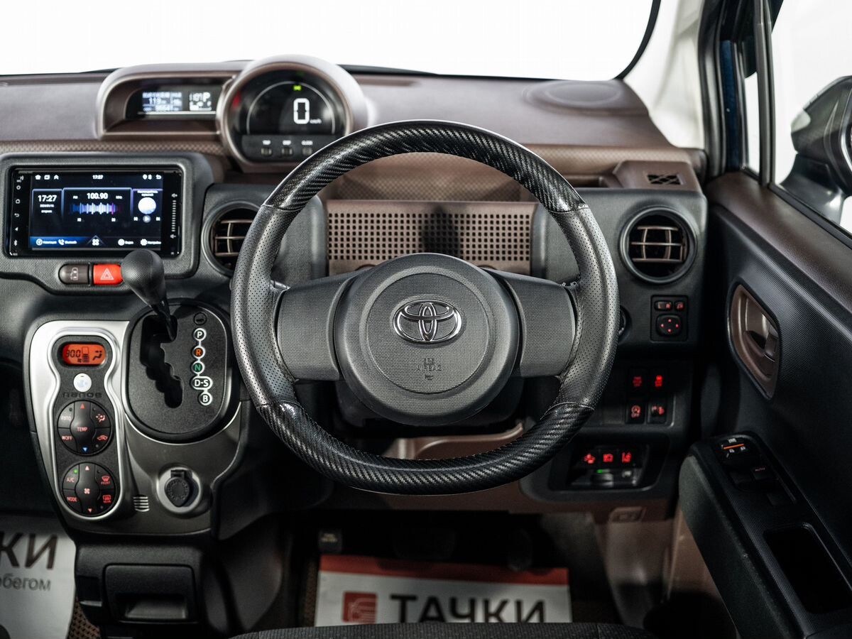 Toyota Spade 2020 - фото автомобиля