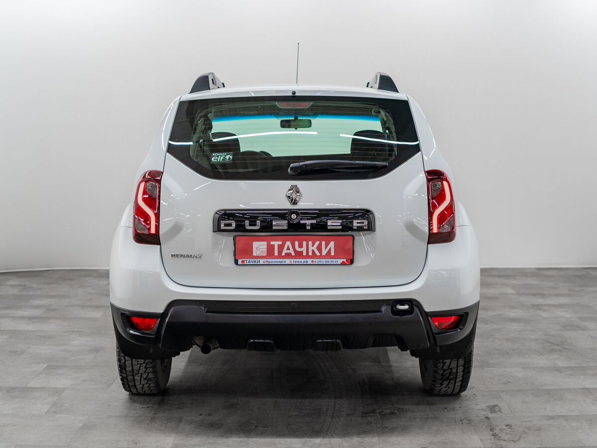 Renault Duster 2017 - фото автомобиля