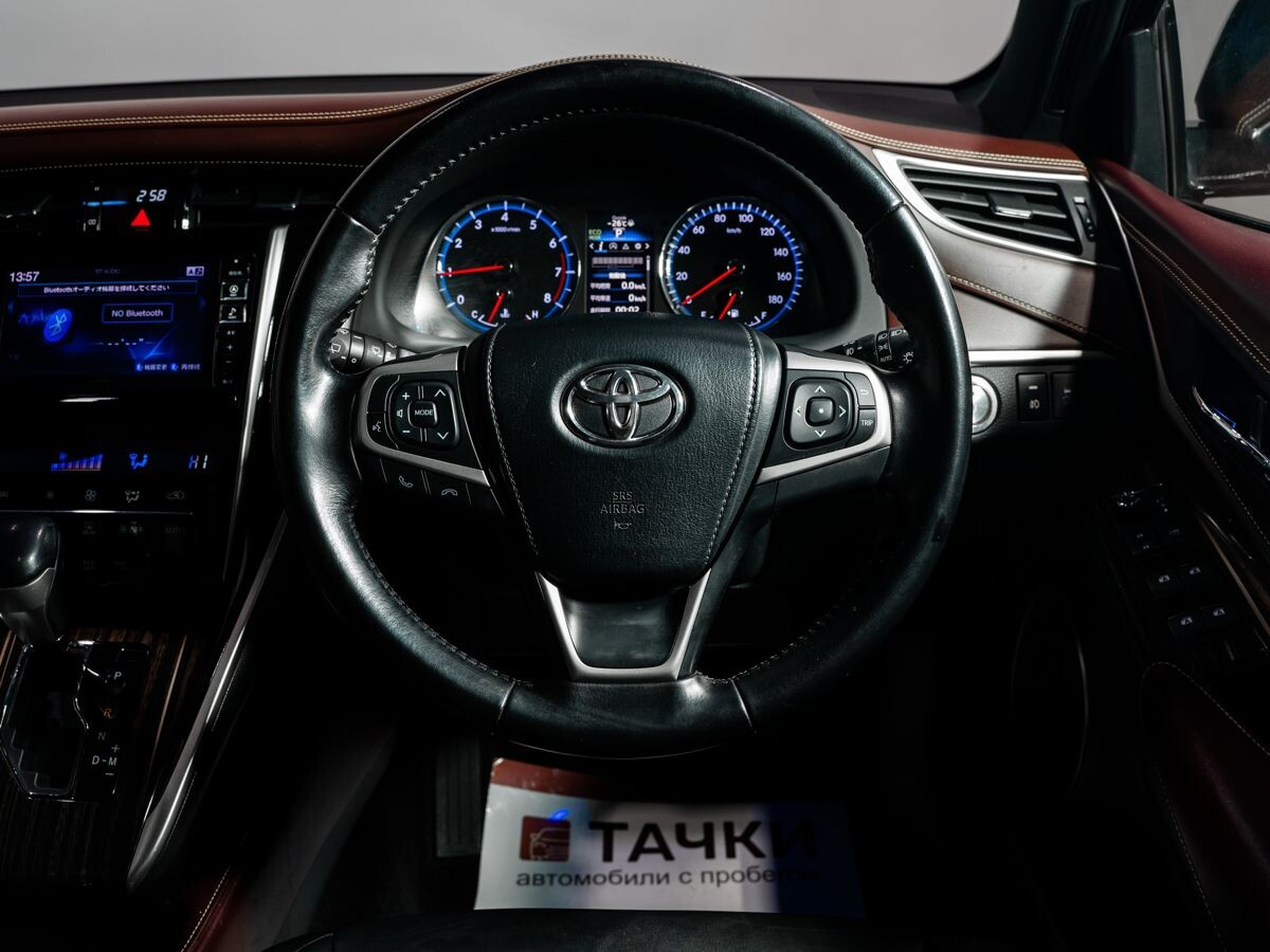 Toyota Harrier 2016 - фото автомобиля
