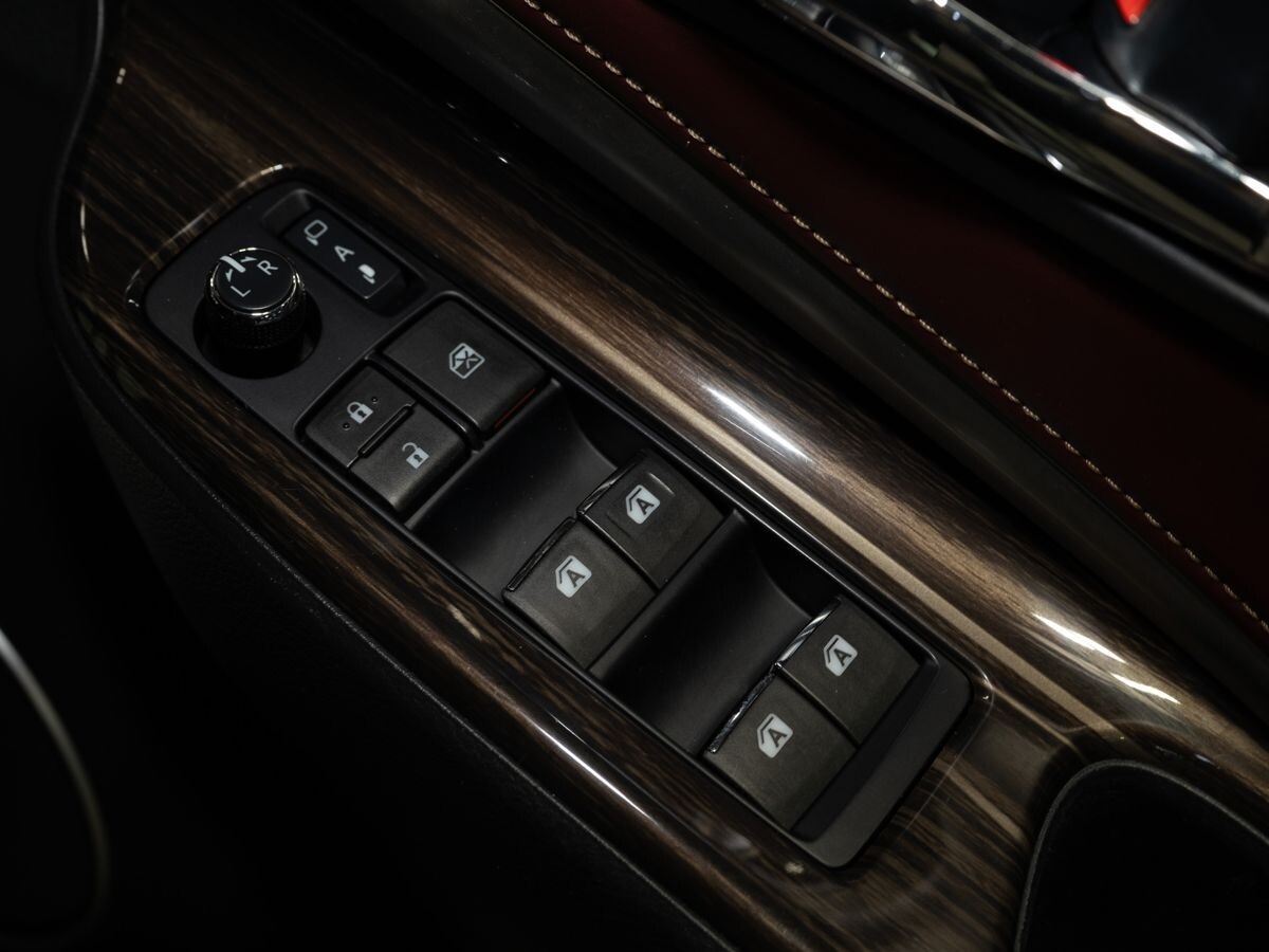 Toyota Harrier 2016 - фото автомобиля