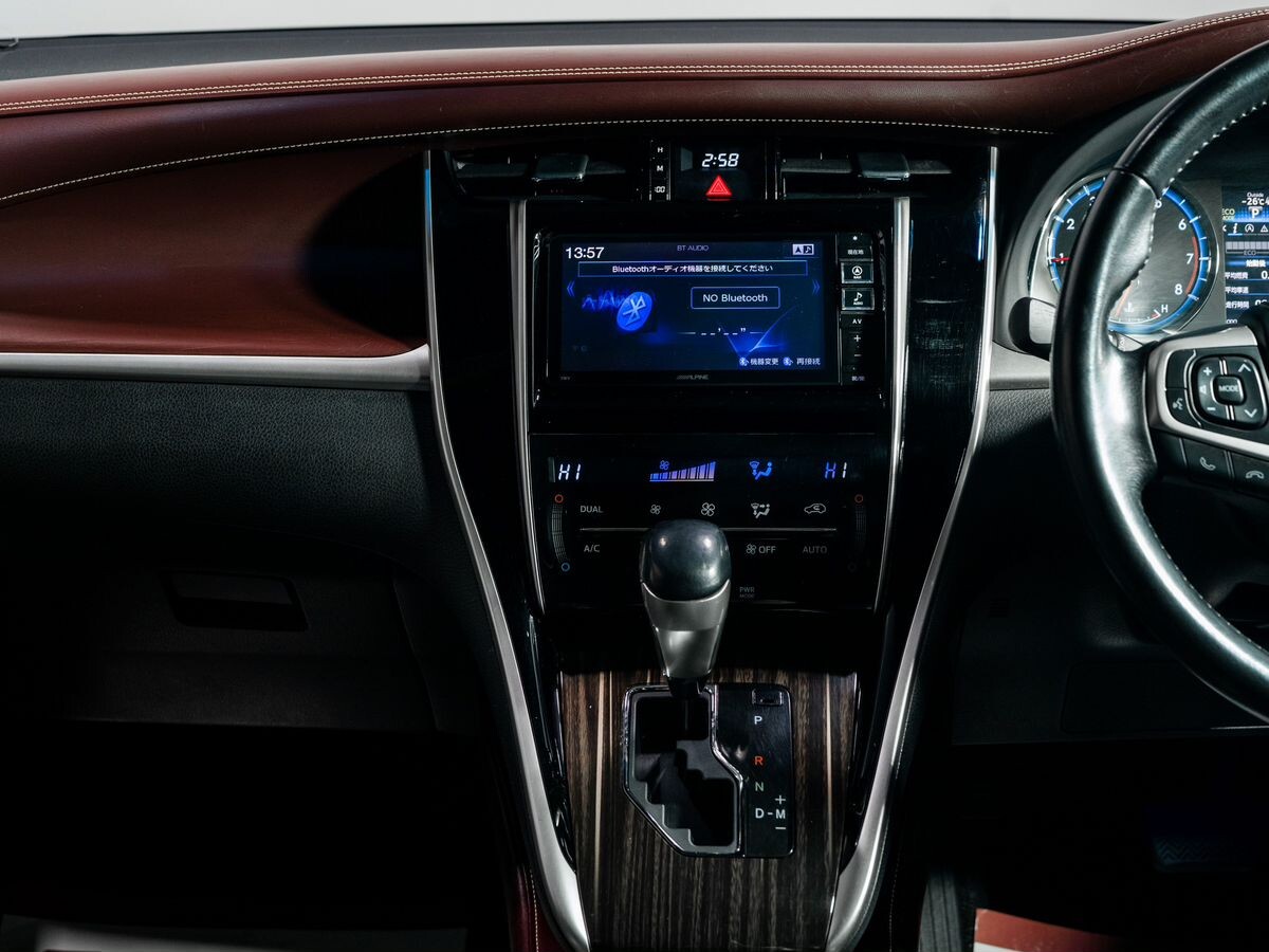 Toyota Harrier 2016 - фото автомобиля