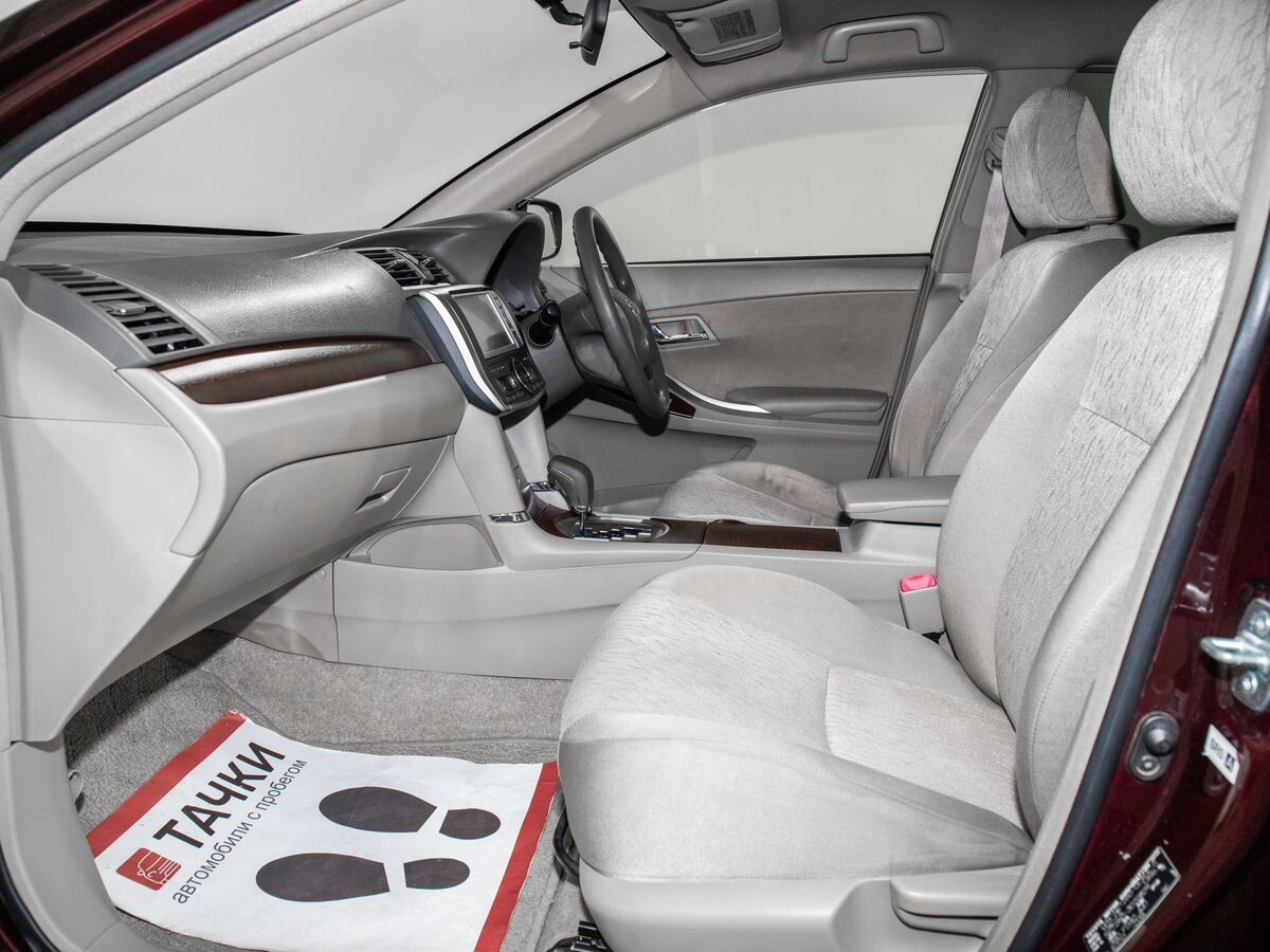 Toyota Allion 2010 - фото автомобиля
