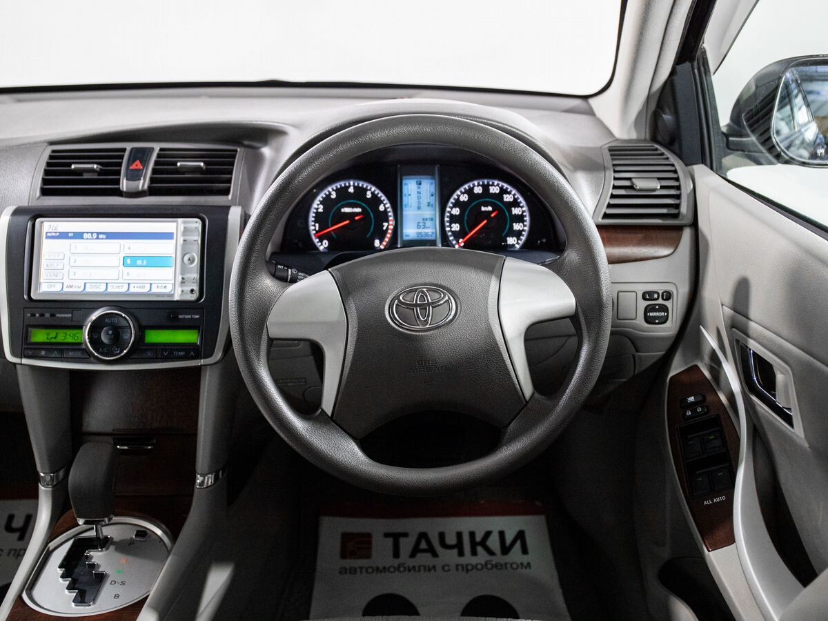 Toyota Allion 2010 - фото автомобиля