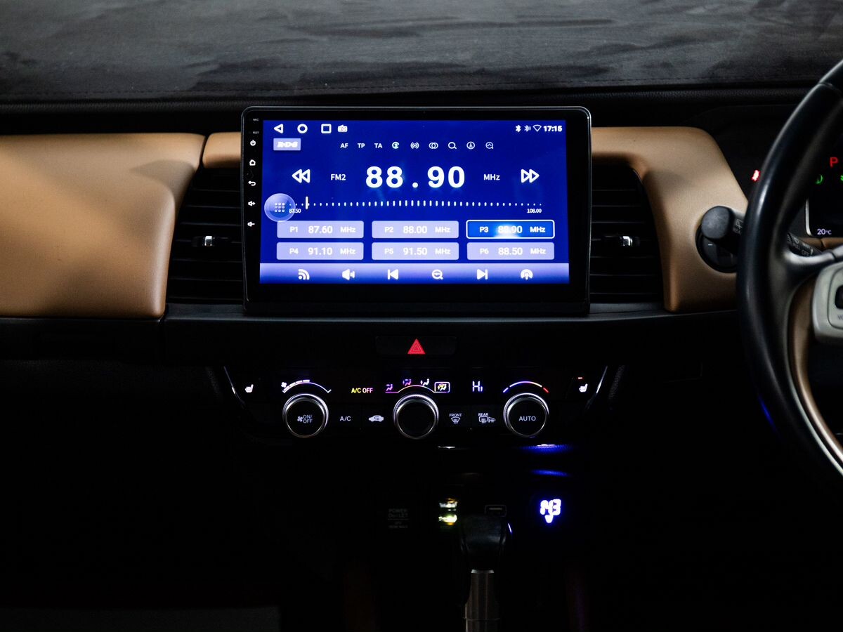 Honda Fit 2022 - фото автомобиля