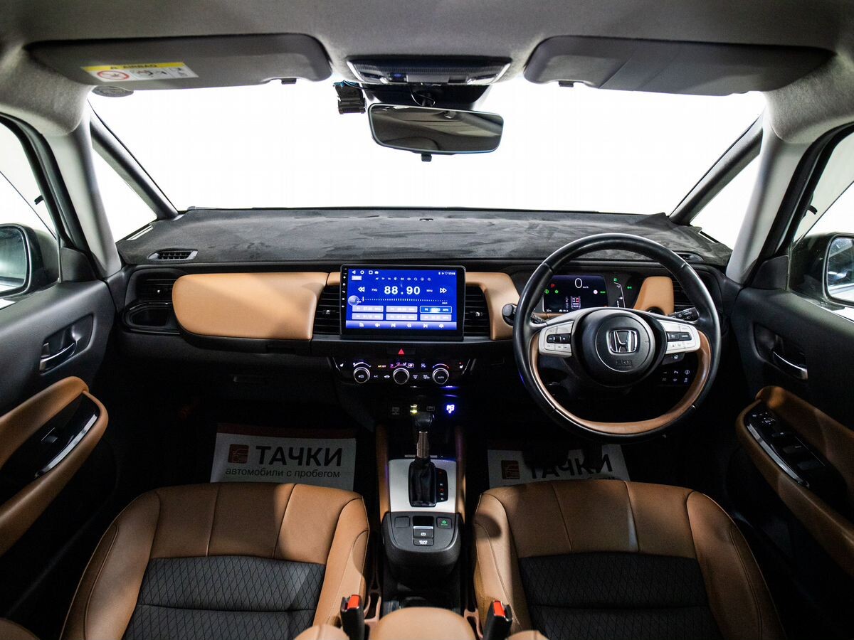 Honda Fit 2022 - фото автомобиля