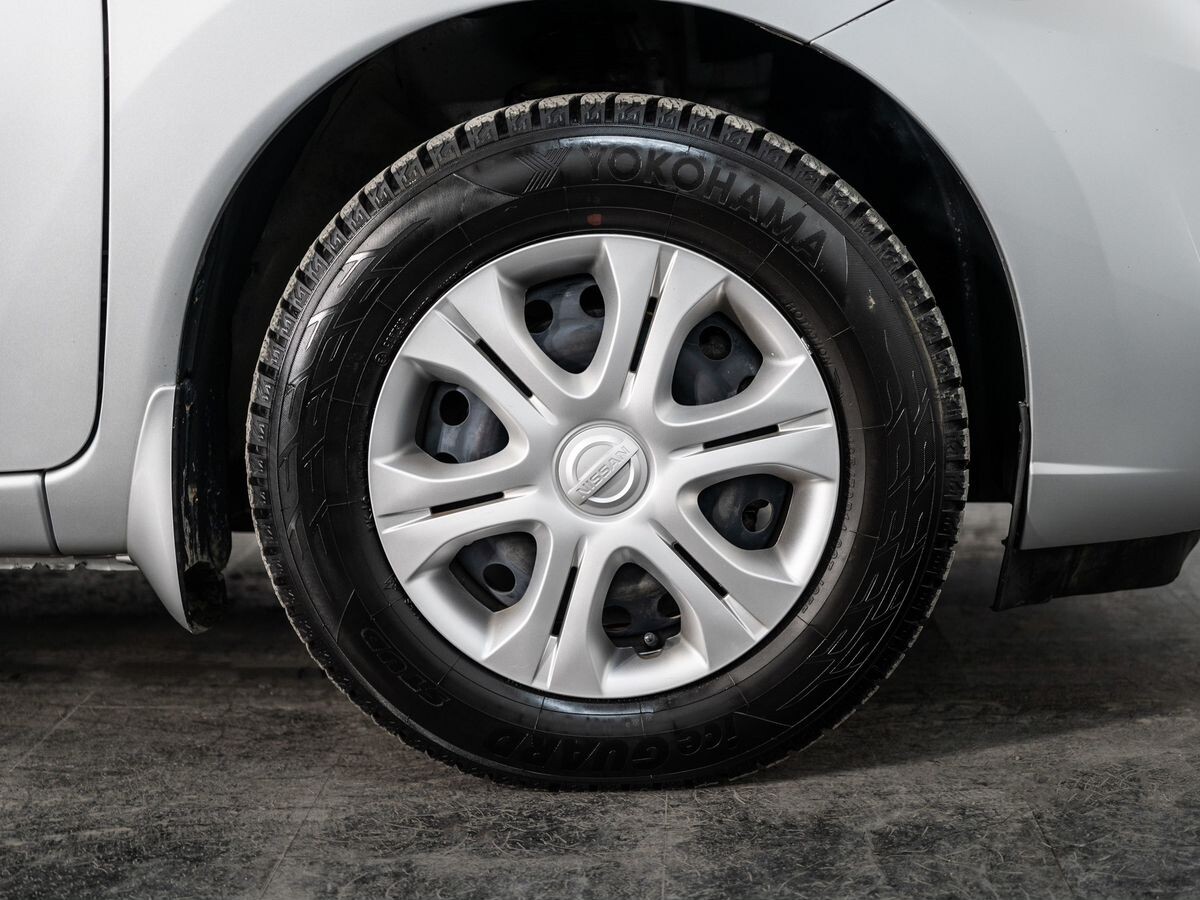 Nissan Note 2017 - фото автомобиля