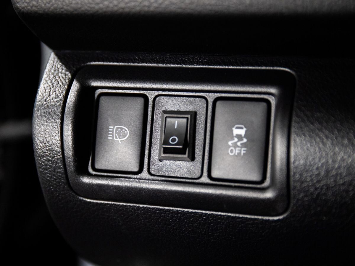 Toyota Camry 2015 - фото автомобиля