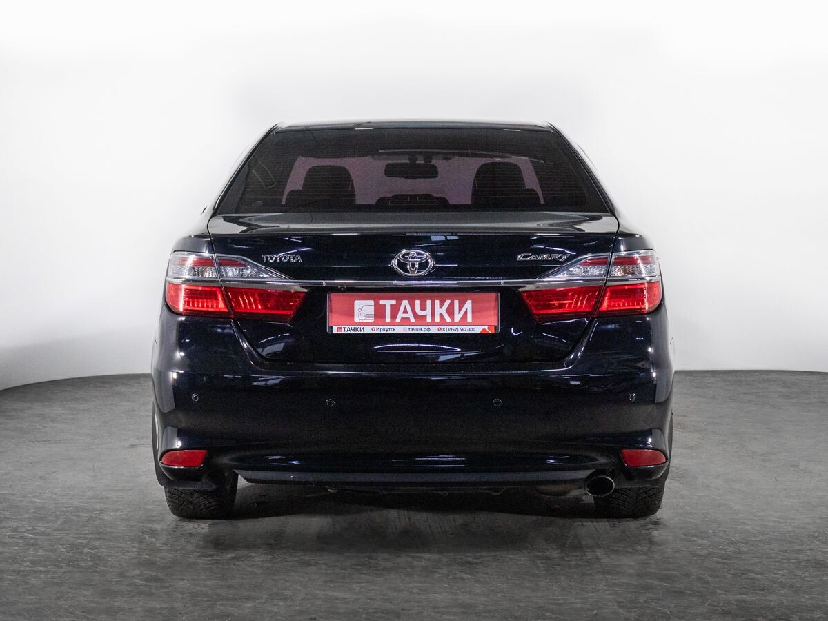 Toyota Camry 2015 - фото автомобиля
