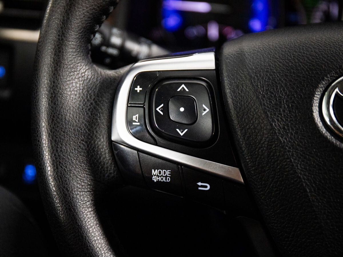 Toyota Camry 2015 - фото автомобиля