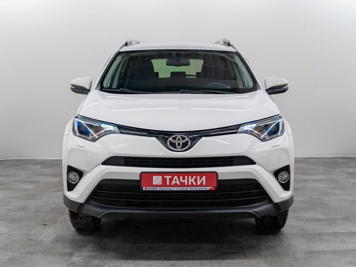 Toyota RAV4 2019 - фото автомобиля