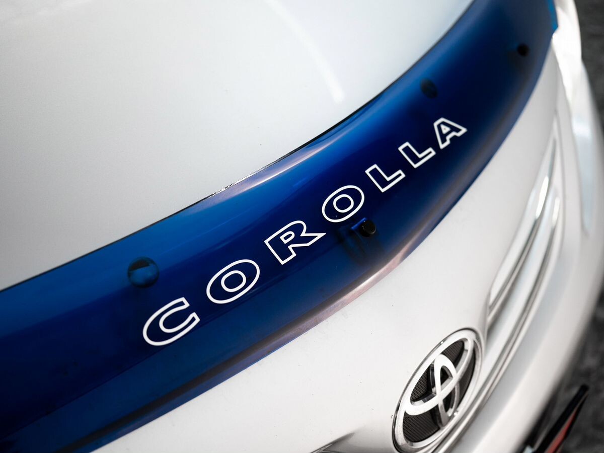 Toyota Corolla 2012 - фото автомобиля