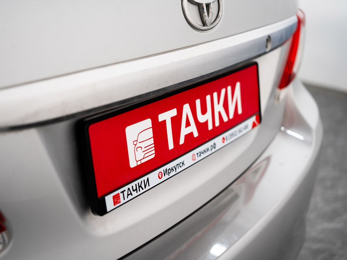 Toyota Corolla 2012 - фото автомобиля