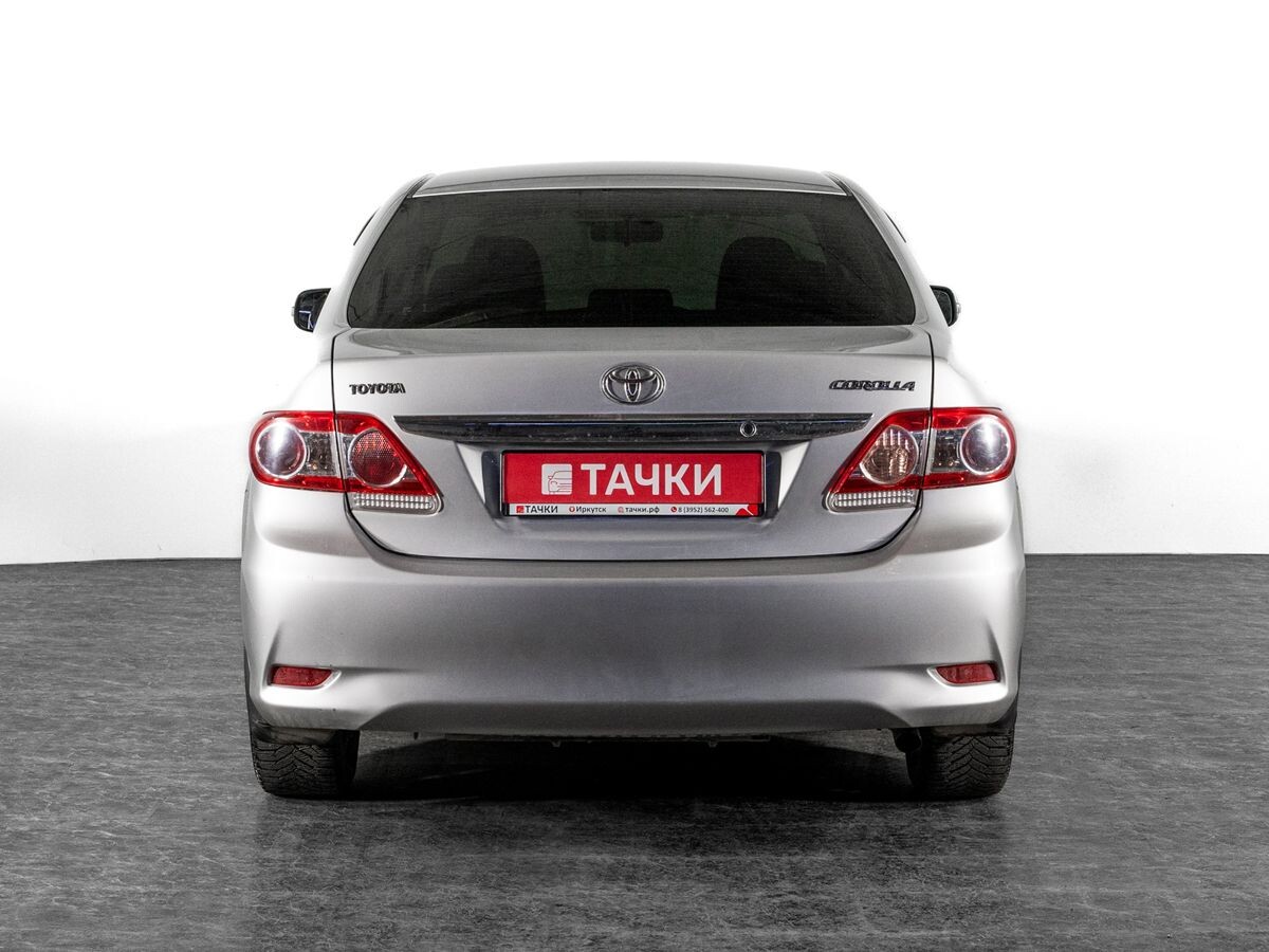 Toyota Corolla 2012 - фото автомобиля