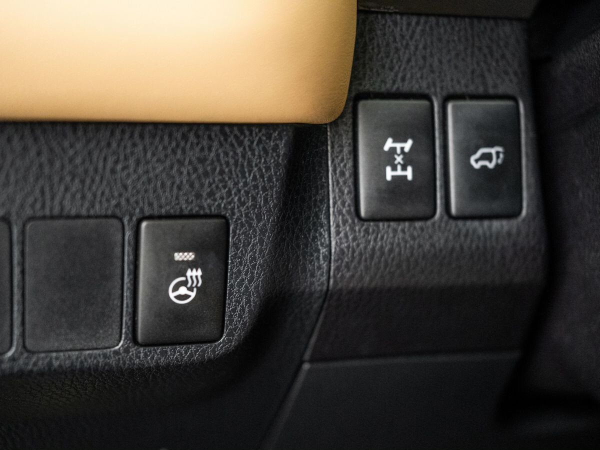 Toyota RAV4 2016 - фото автомобиля