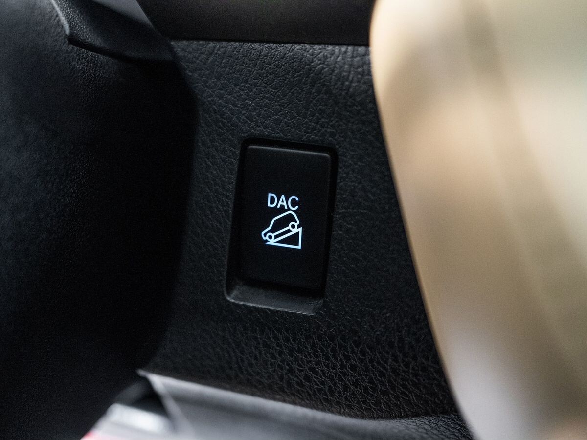 Toyota RAV4 2016 - фото автомобиля