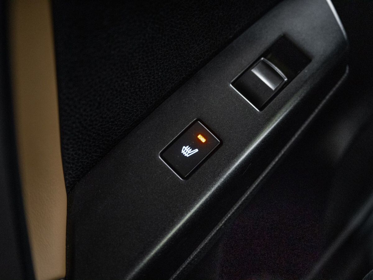 Toyota RAV4 2016 - фото автомобиля