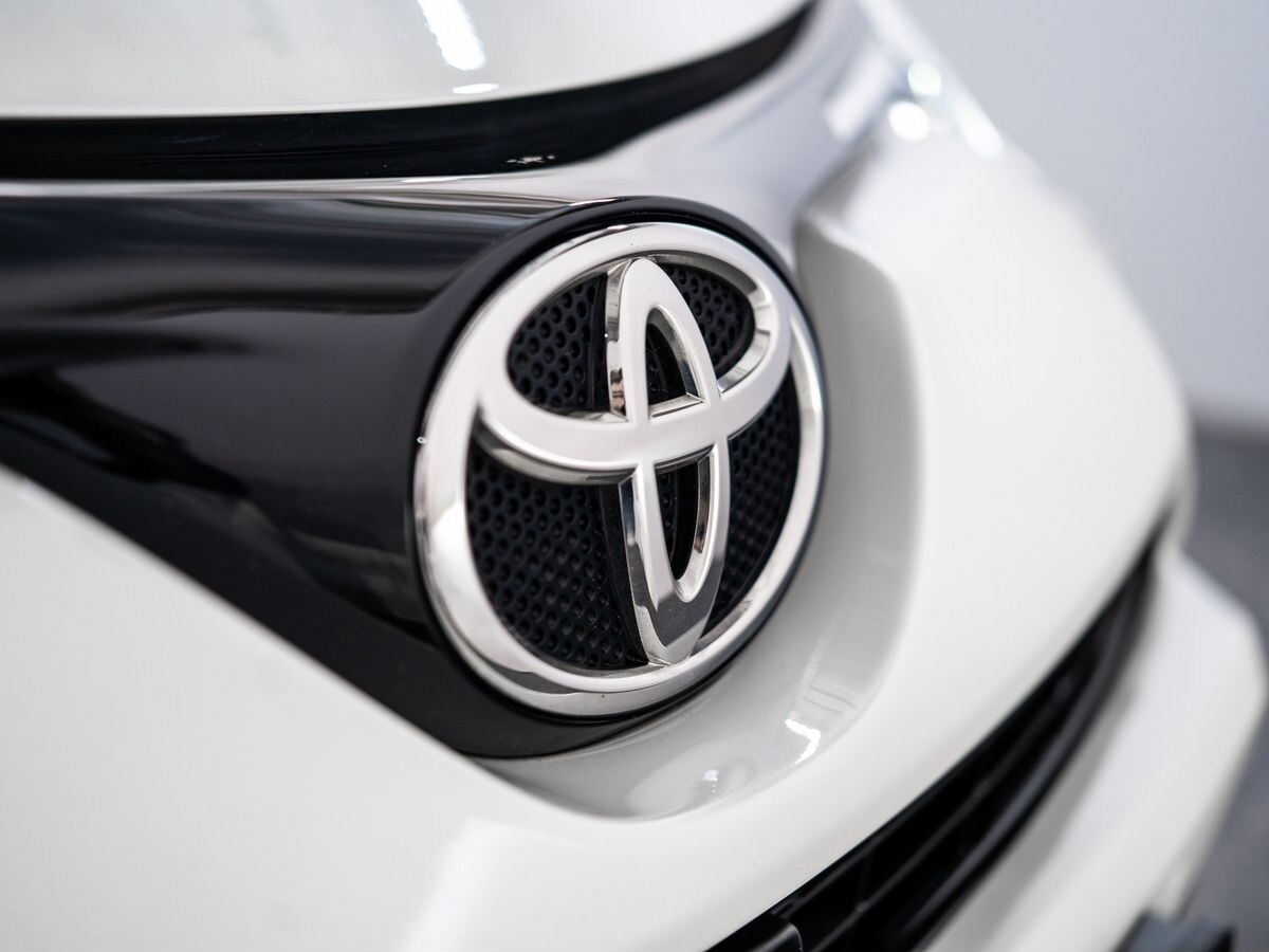 Toyota RAV4 2016 - фото автомобиля