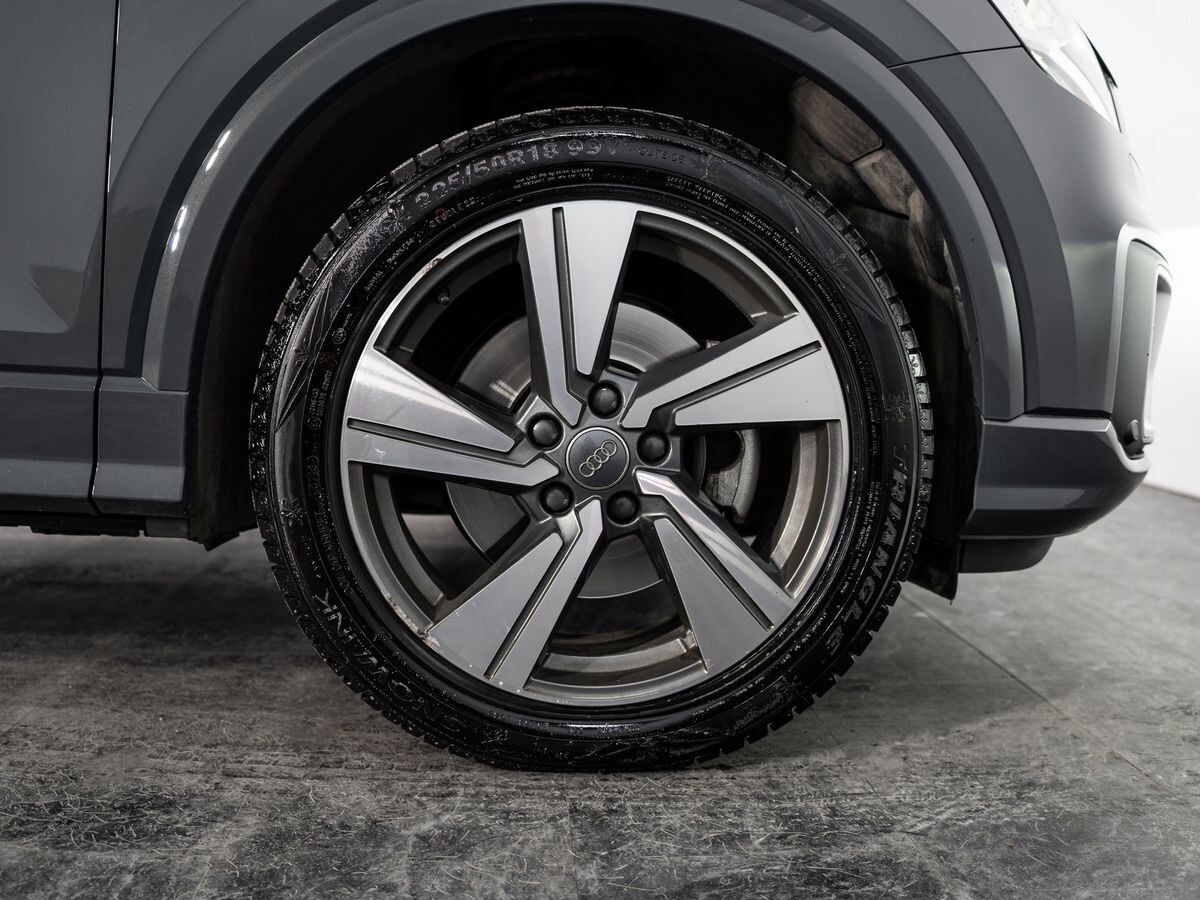 Audi Q2 2020 - фото автомобиля