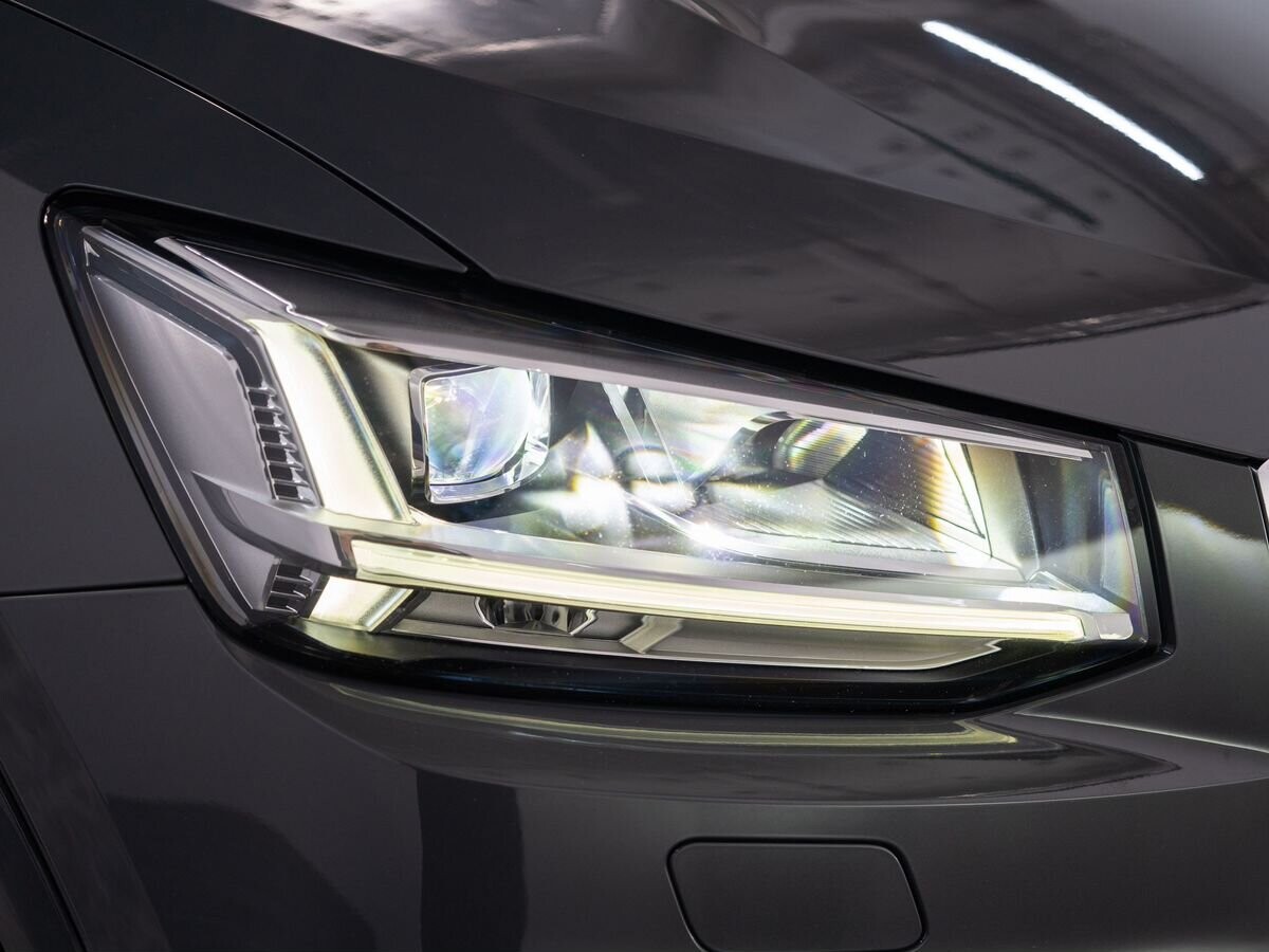 Audi Q2 2020 - фото автомобиля