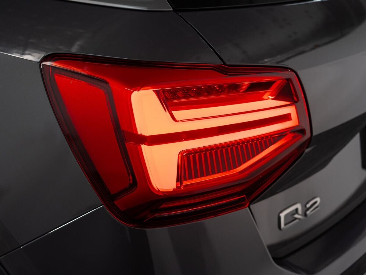 Audi Q2 2020 - фото автомобиля