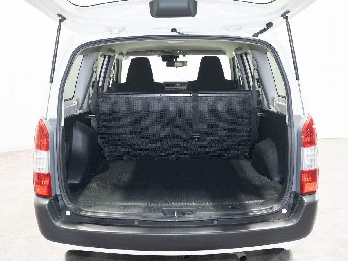 Toyota Probox 2018 - фото автомобиля