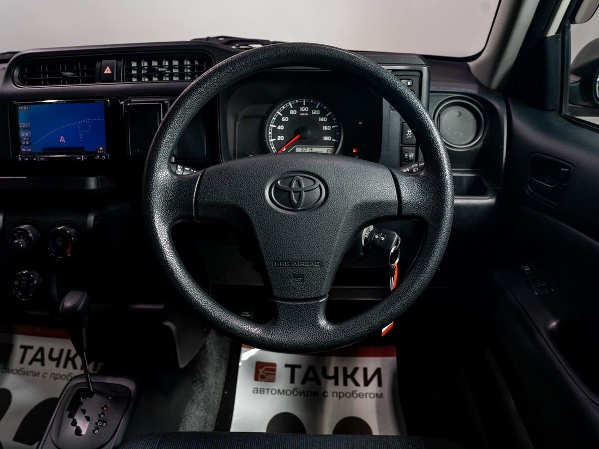 Toyota Probox 2018 - фото автомобиля