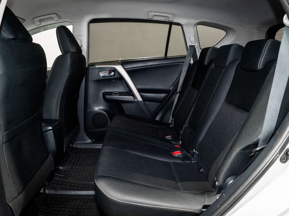 Toyota RAV4 2014 - фото автомобиля