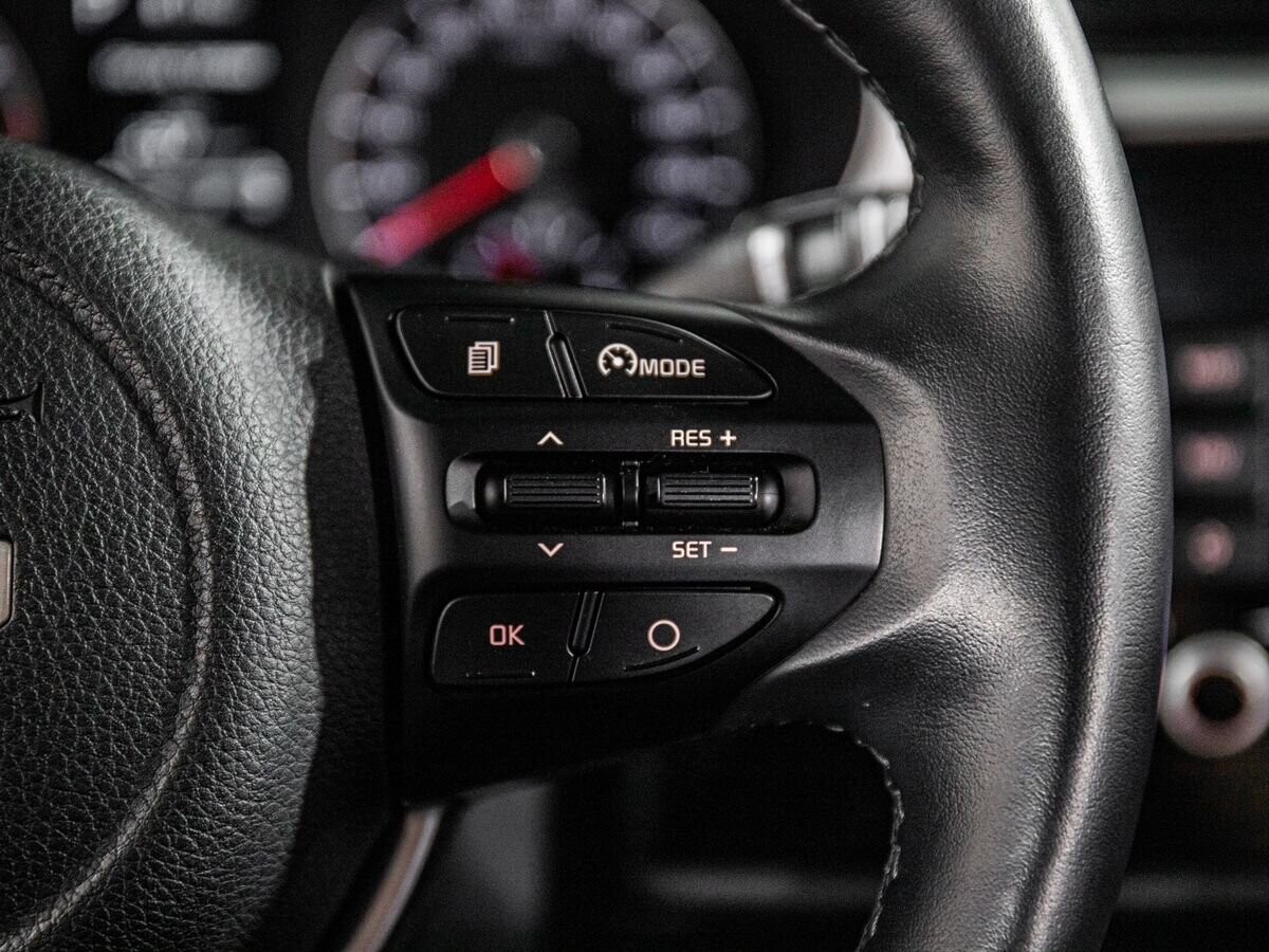 Kia Rio 2021 - фото автомобиля