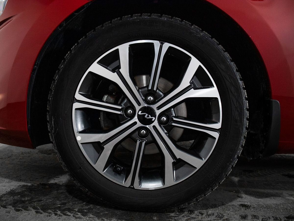 Kia Rio 2021 - фото автомобиля