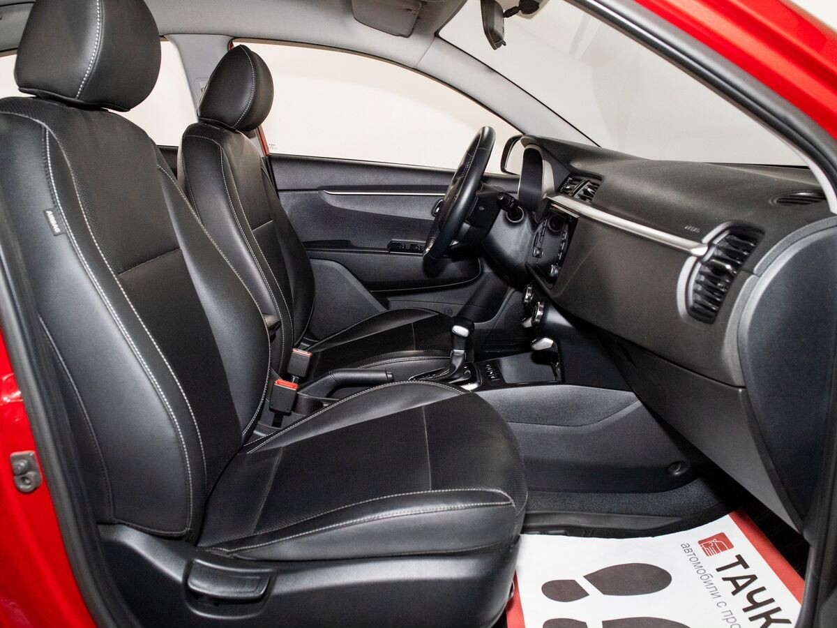 Kia Rio 2021 - фото автомобиля