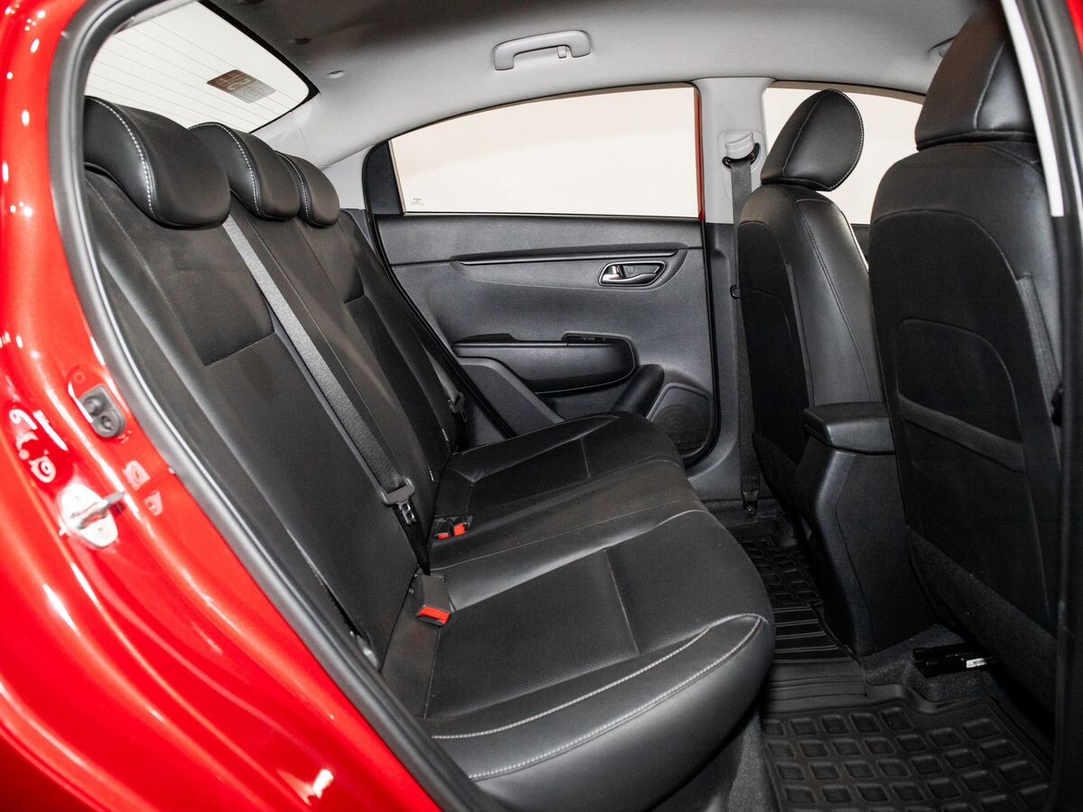 Kia Rio 2021 - фото автомобиля