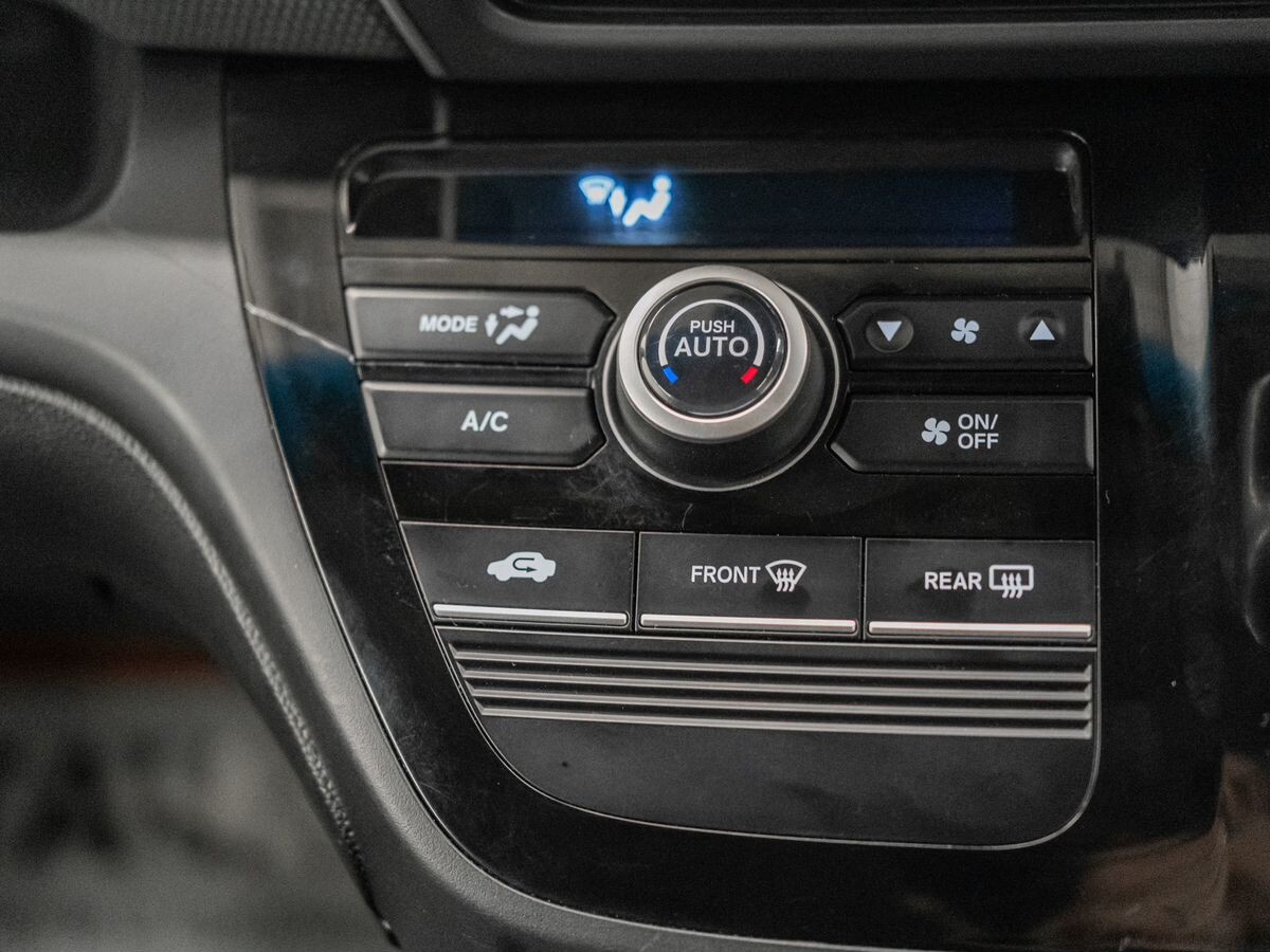 Honda Freed 2018 - фото автомобиля