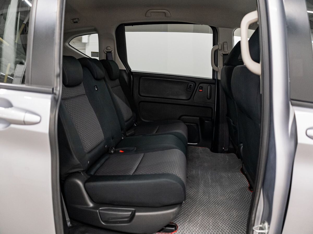 Honda Freed 2018 - фото автомобиля