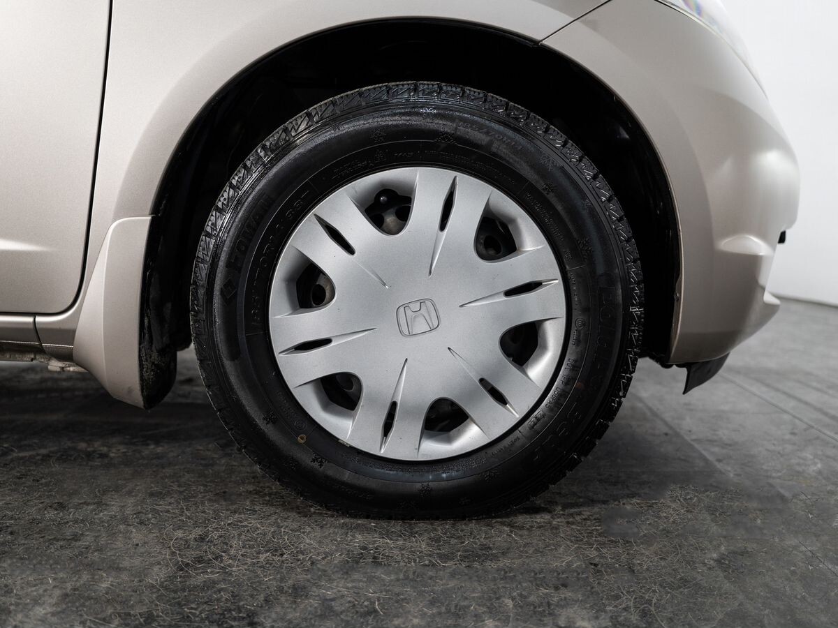 Honda Fit 2009 - фото автомобиля