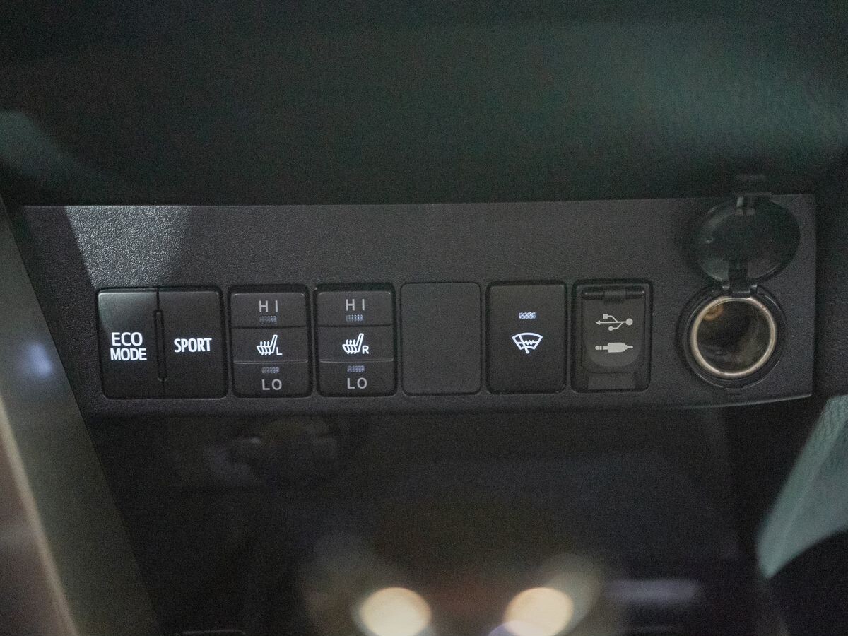 Toyota RAV4 2014 - фото автомобиля