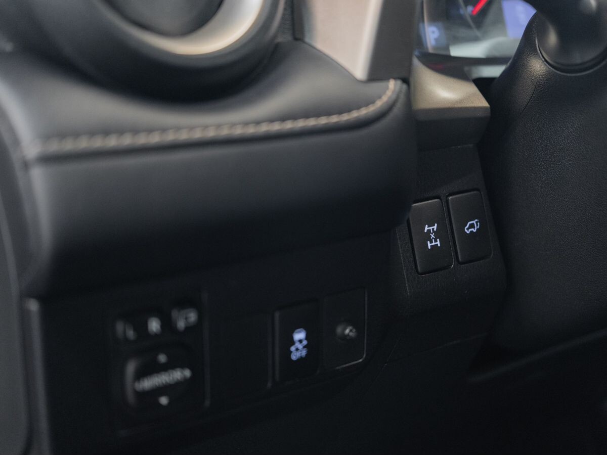 Toyota RAV4 2014 - фото автомобиля