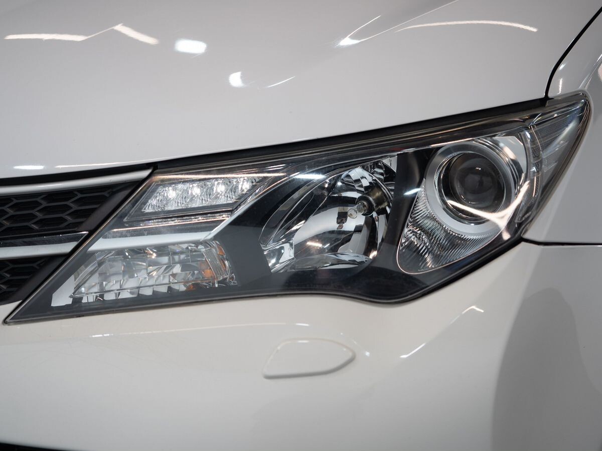 Toyota RAV4 2014 - фото автомобиля