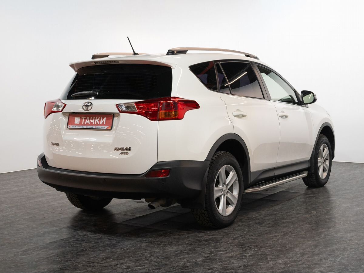Toyota RAV4 2014 - фото автомобиля