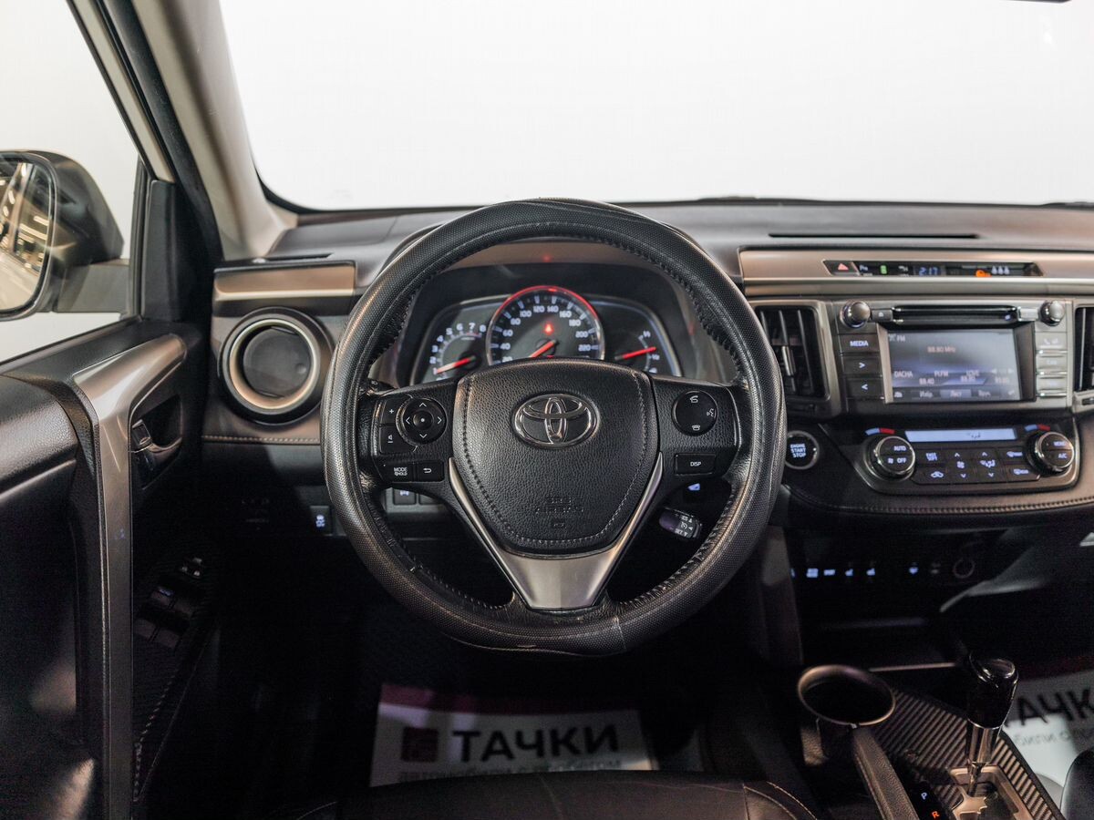 Toyota RAV4 2014 - фото автомобиля
