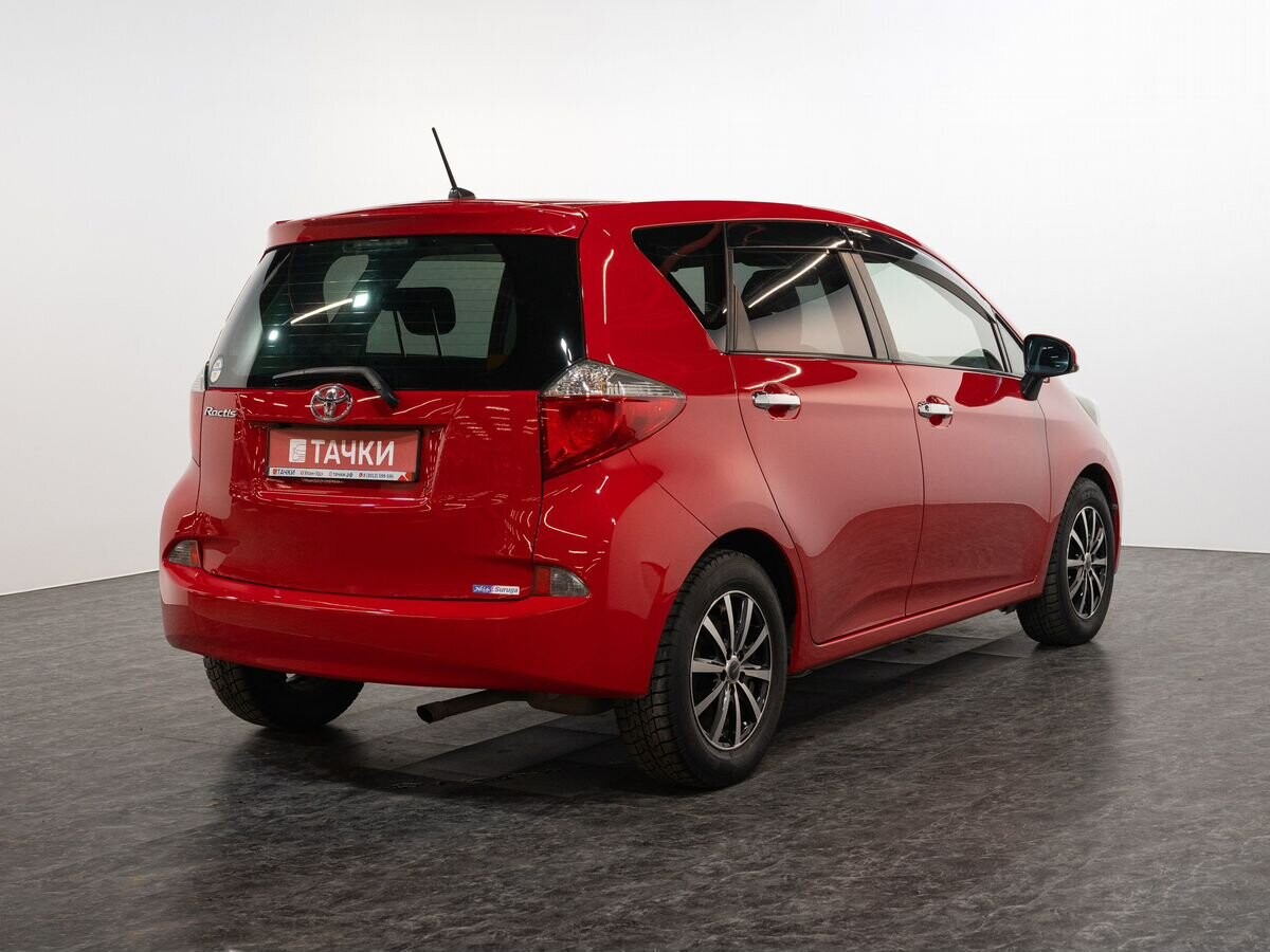 Toyota Ractis 2011 - фото автомобиля