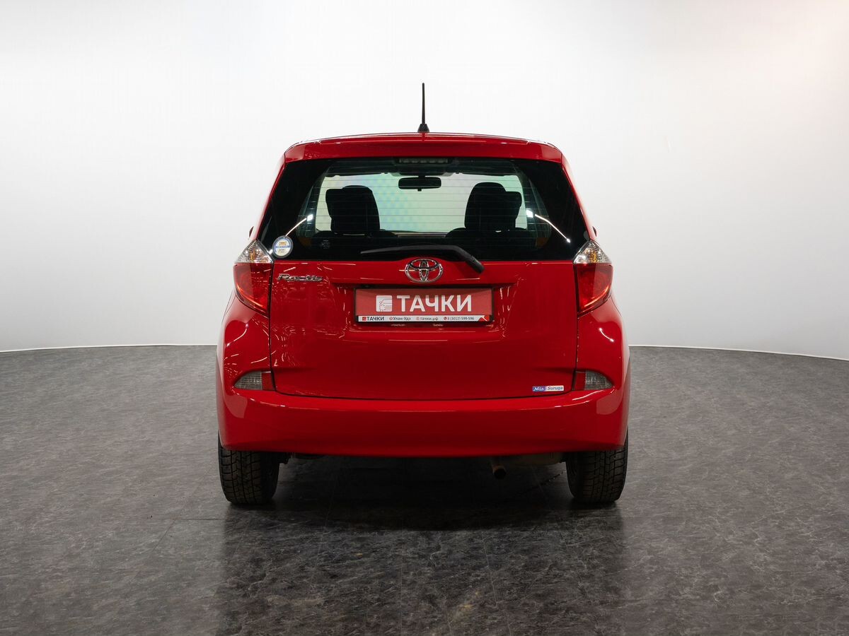Toyota Ractis 2011 - фото автомобиля