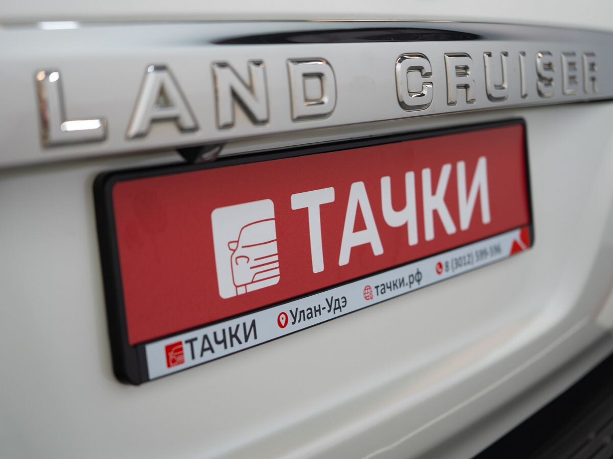 Toyota Land Cruiser 2015 - фото автомобиля