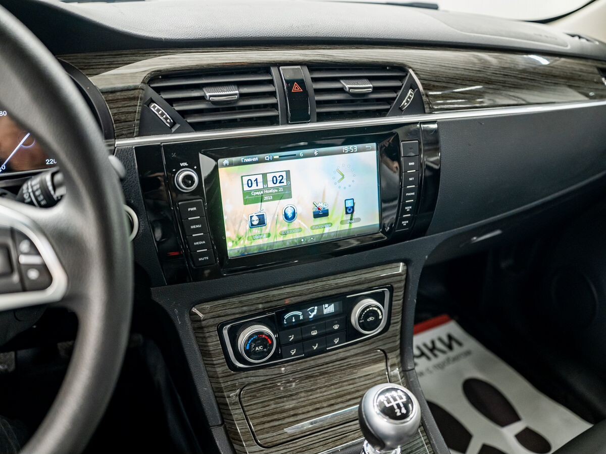 Zotye T600 2017 - фото автомобиля